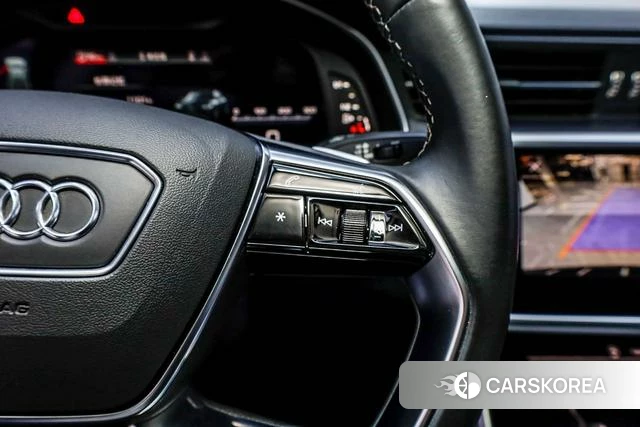 Audi A7L id 4256884 из Китая 32