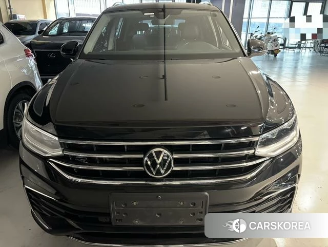 Volkswagen Tiguan L id 4314345 из Китая 15