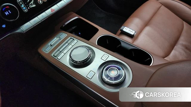 Genesis GV70 id 3832717 из Кореи 18