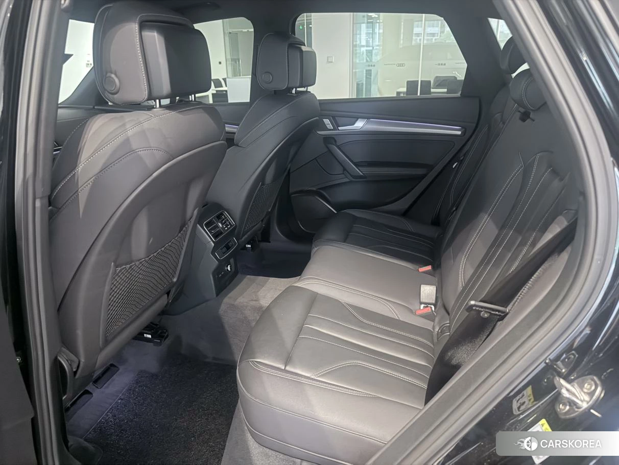 Audi Q5L id 4454510 из Китая 8