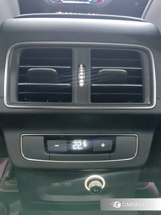 Audi Q5L id 4216790 из Китая 18