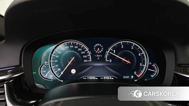 BMW 5 Series (G30) id 4652418 из Кореи 30
