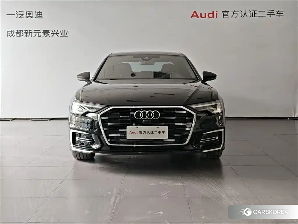 Audi A6L id 4629465 из Китая 16