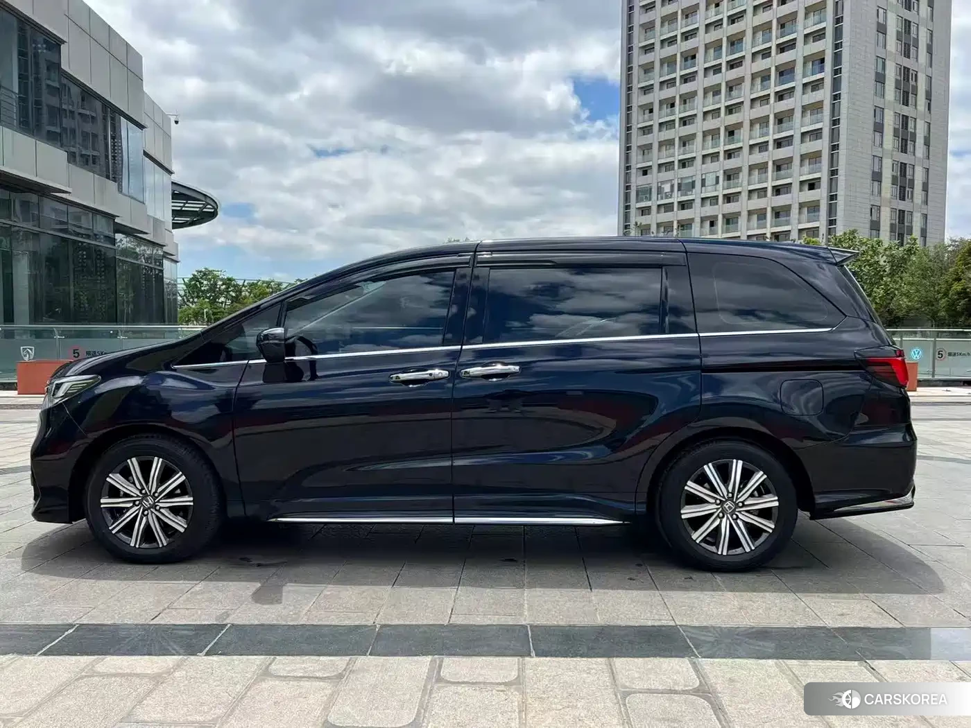 Honda Odyssey id 4539417 из Китая 23