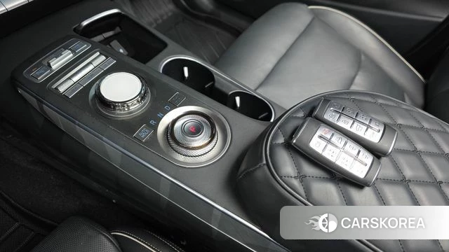 Genesis Electrified GV70 id 4670777 из Кореи 33