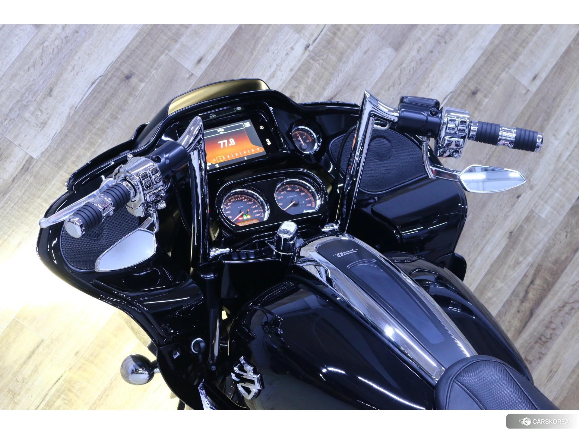 Harley-Davidson Road Glide FLTRXS1750 id 3948152 из Японии 29