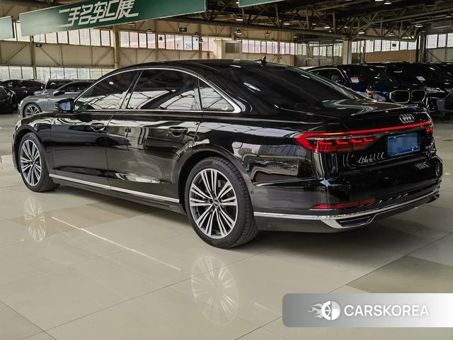 Audi A8 id 4208311 из Китая 20