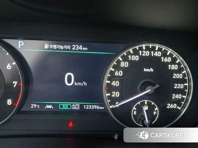 Genesis G90 id 3068674 из Кореи 18