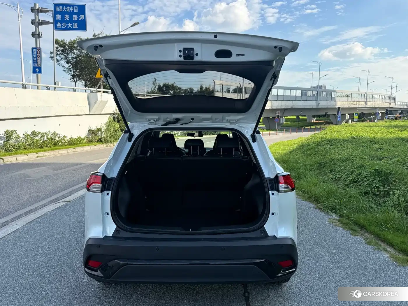 Toyota Frontlander id 4686191 из Китая 19