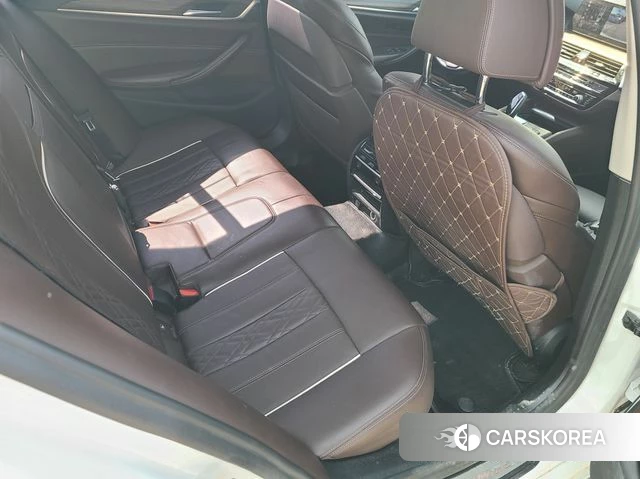 BMW 5 Series (G30) id 3879951 из Кореи 15