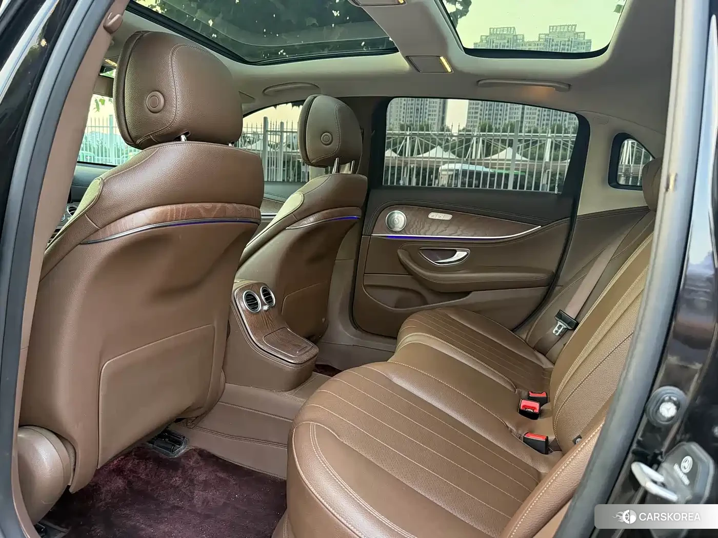 Mercedes-Benz E-class New Energy id 4576768 из Китая 18