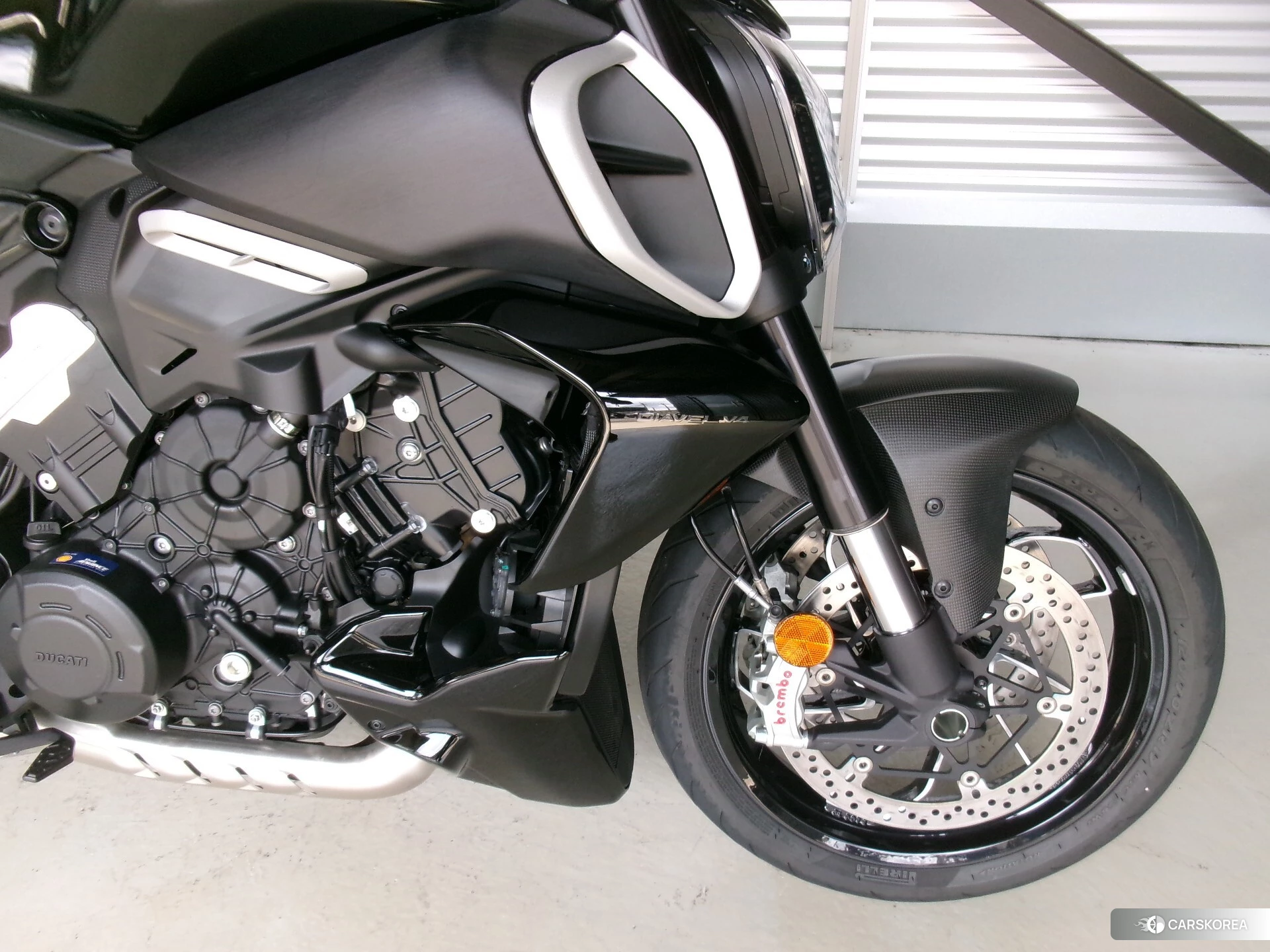 Ducati DIAVEL V4 id 4348173 из Японии 8