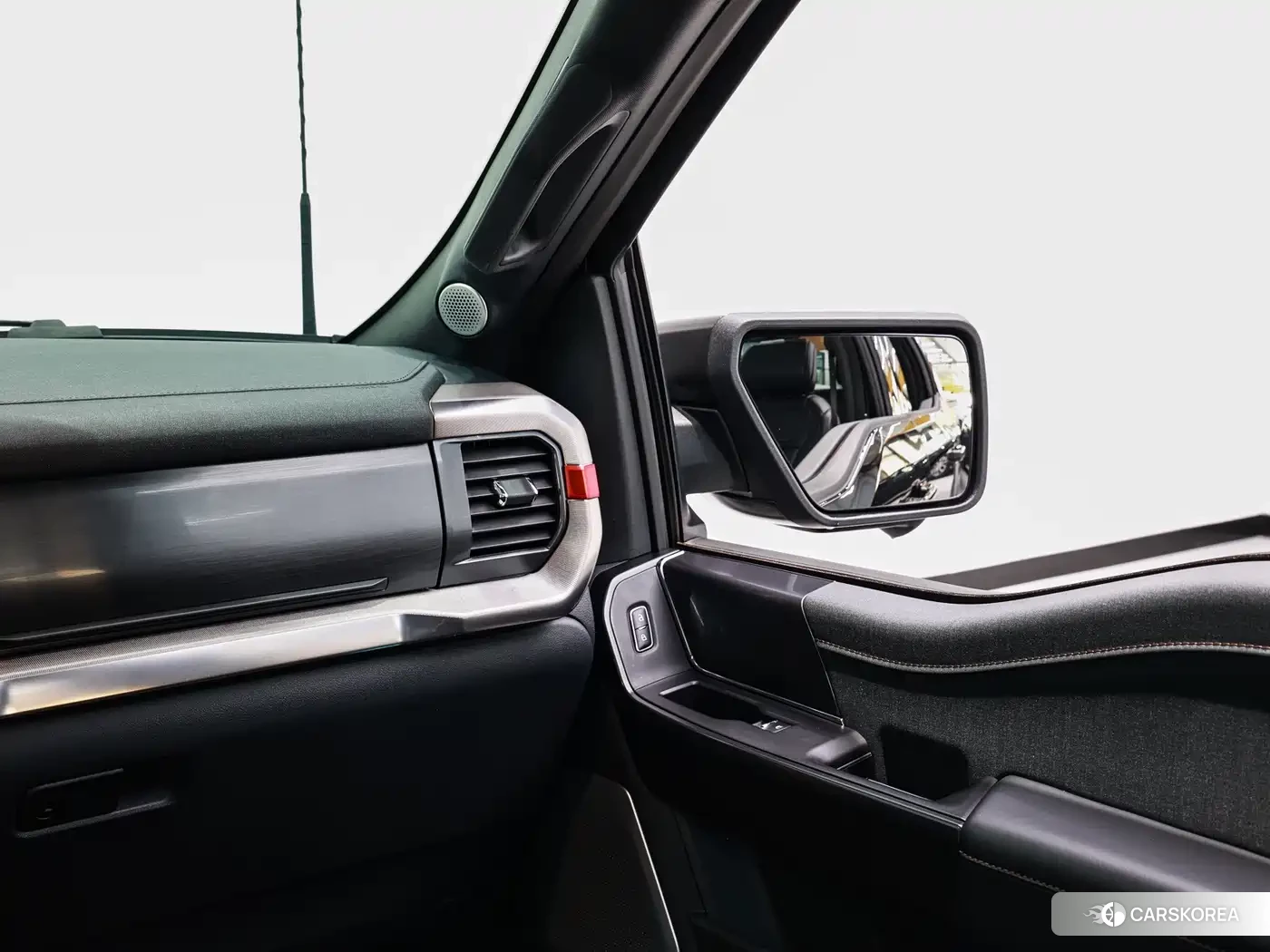 Ford F-150 id 4649283 из Китая 21