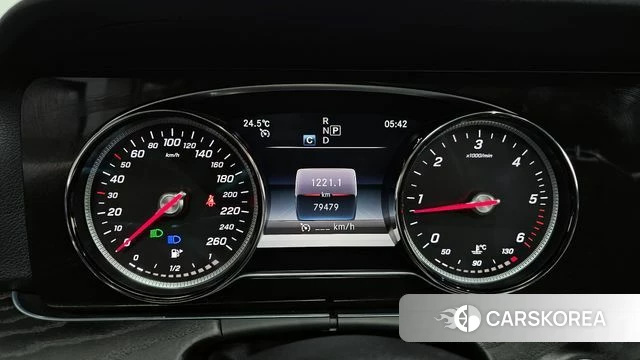 Mercedes-Benz E-Class W213 id 4269012 из Кореи 32