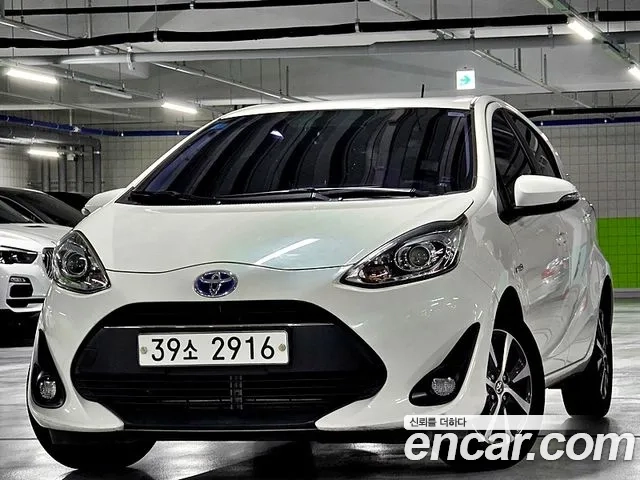 Toyota Prius C id 2876679 из Кореи 18