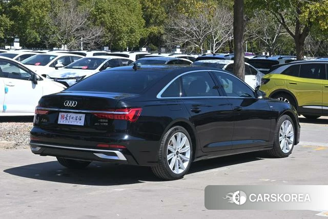 Audi A6L id 4239945 из Китая 22