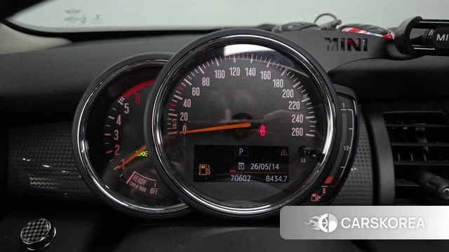 Mini Cooper D id 4325440 из Кореи 18