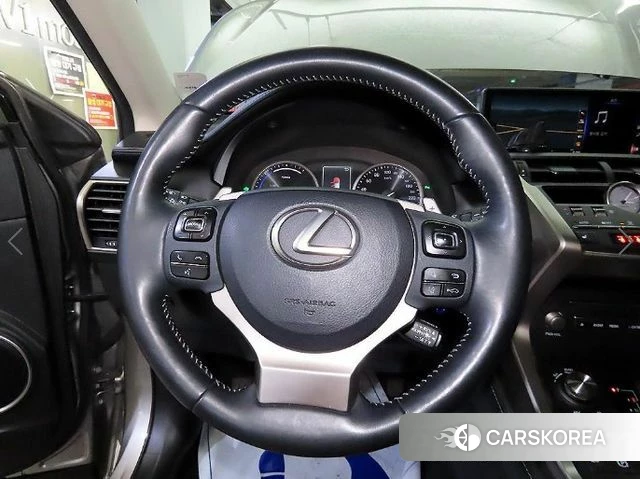 Lexus NX300h id 3879997 из Кореи 18