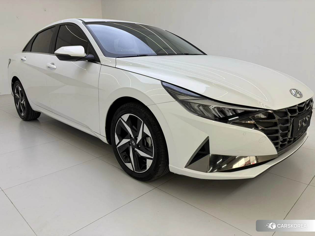 Hyundai Elantra id 4452131 из Китая 13