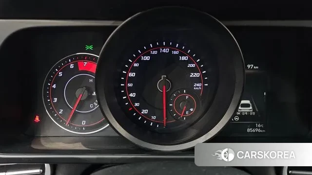 Hyundai Avante (CN7) id 3444167 из Кореи 18