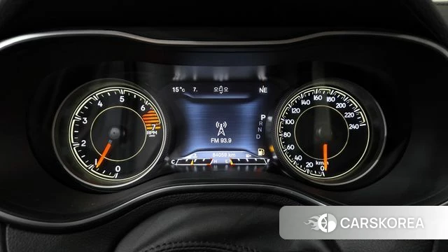 Jeep Cherokee (KL) id 3872247 из Кореи 18