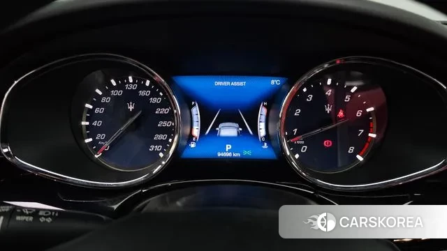 Maserati Quattroporte id 3449548 из Кореи 18