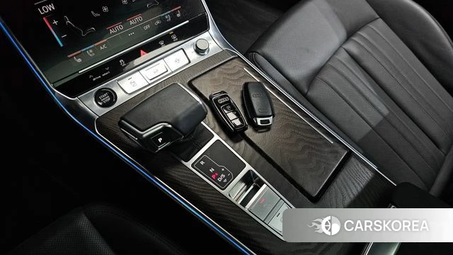 Audi A6 (C8) id 4423506 из Кореи 33