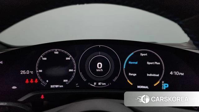 Porsche Taycan id 4316101 из Кореи 34