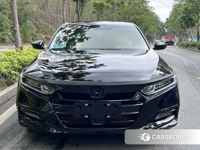 Honda Accord id 4276990 из Китая 8