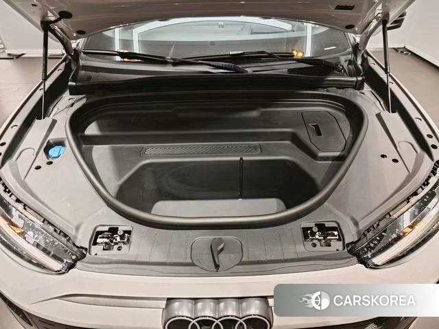 Audi Q6L e-tron id 4265960 из Китая 13