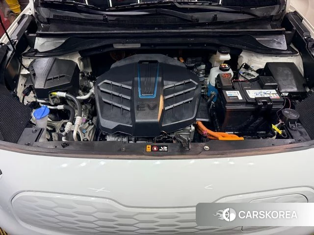 Kia Niro Plus id 3832545 из Кореи 18