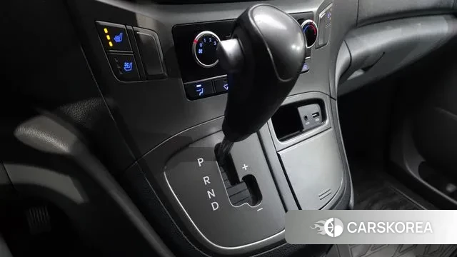 Hyundai The New Grand Starex id 3408238 из Кореи 18