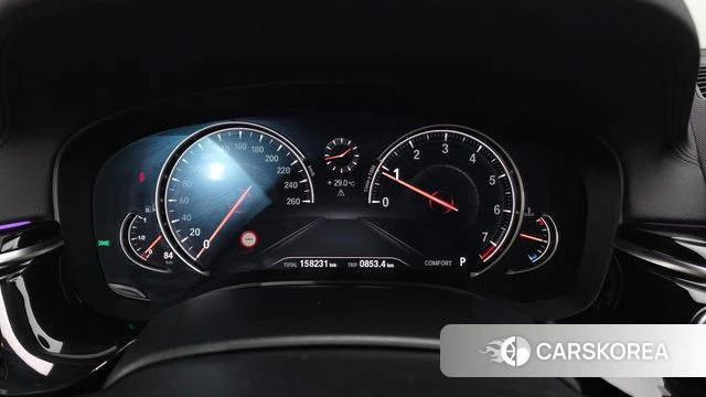 BMW 5 Series (G30) id 4626307 из Кореи 18