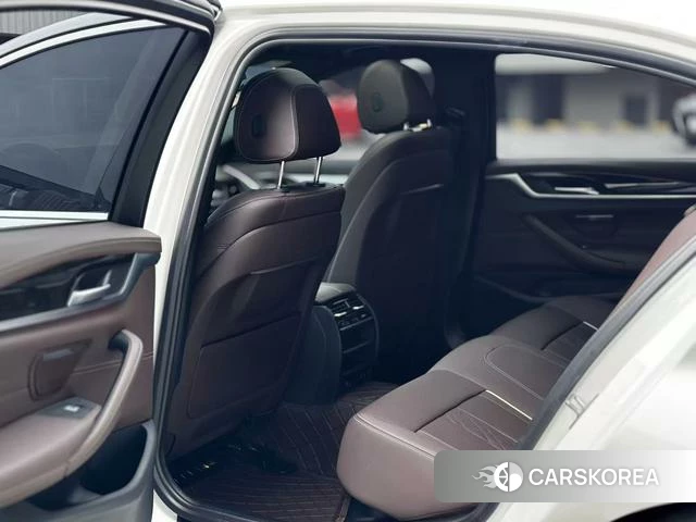 BMW 5 series id 3913729 из Китая 8