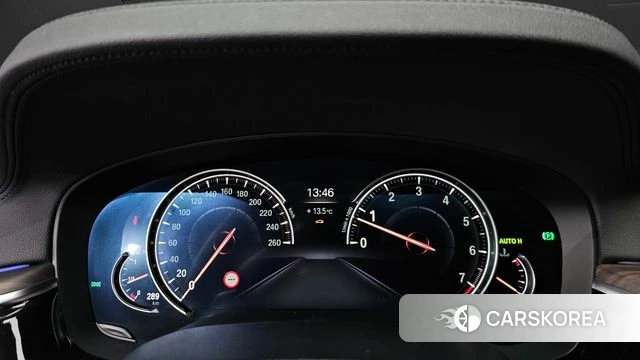 BMW 5 Series (G30) id 3814511 из Кореи 18