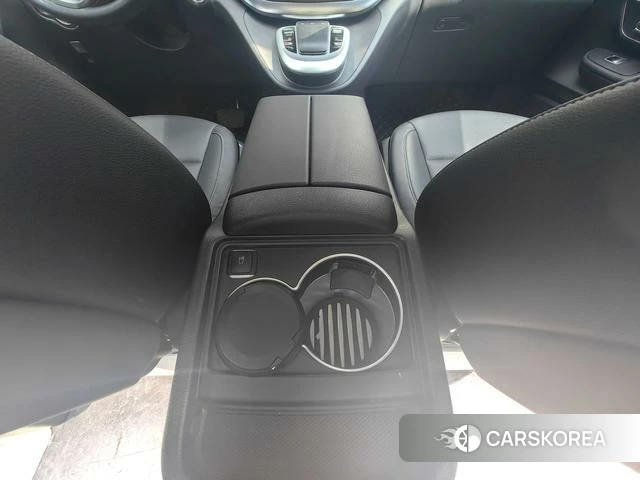 Mercedes-Benz V-class id 4264781 из Китая 23