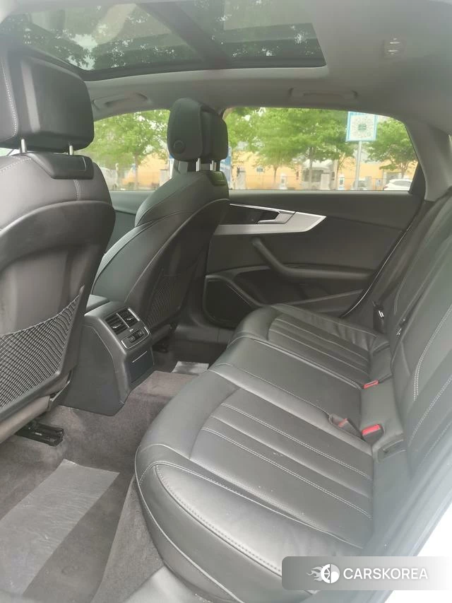 Audi A4L id 4275234 из Китая 8