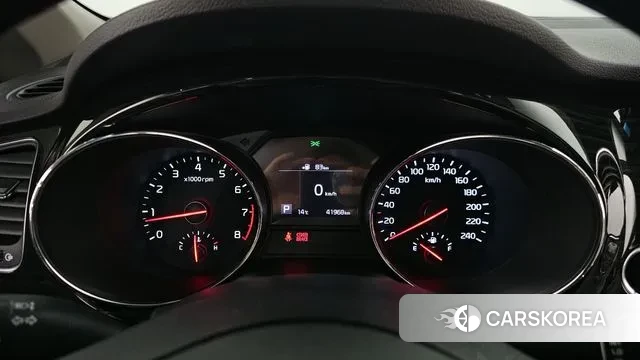 Kia The New Carnival id 3402648 из Кореи 18