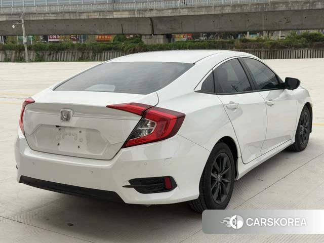 Honda Civic id 4214057 из Китая 8