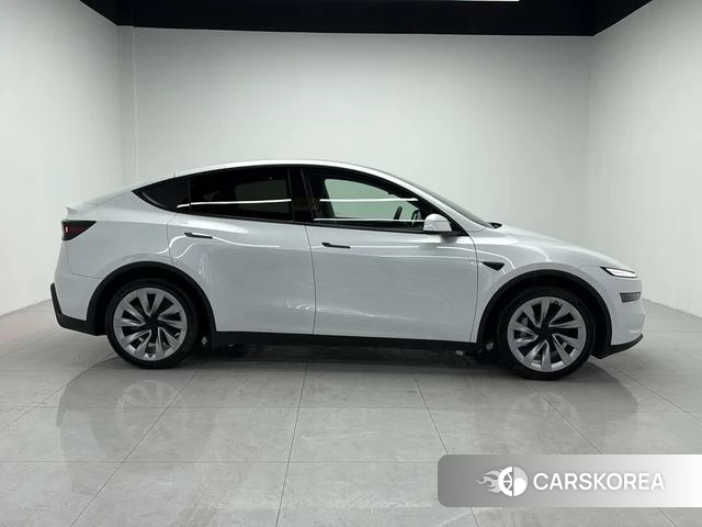 Tesla Model Y id 4219751 из Китая 18