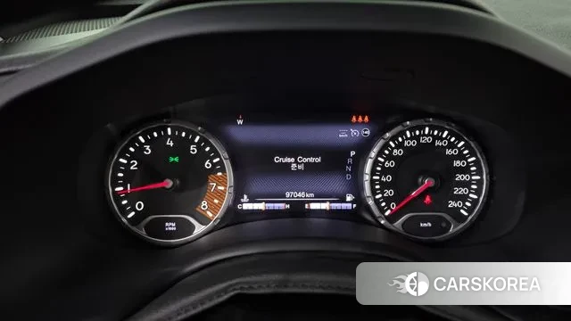 Jeep Renegade id 3138941 из Кореи 18
