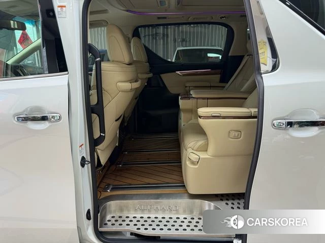 Toyota Elfa id 4208968 из Китая 48