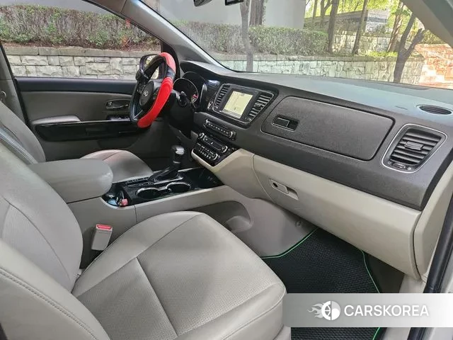 Kia The New Carnival id 2976827 из Кореи 18