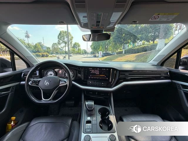 Volkswagen Touareg id 4348703 из Китая 12