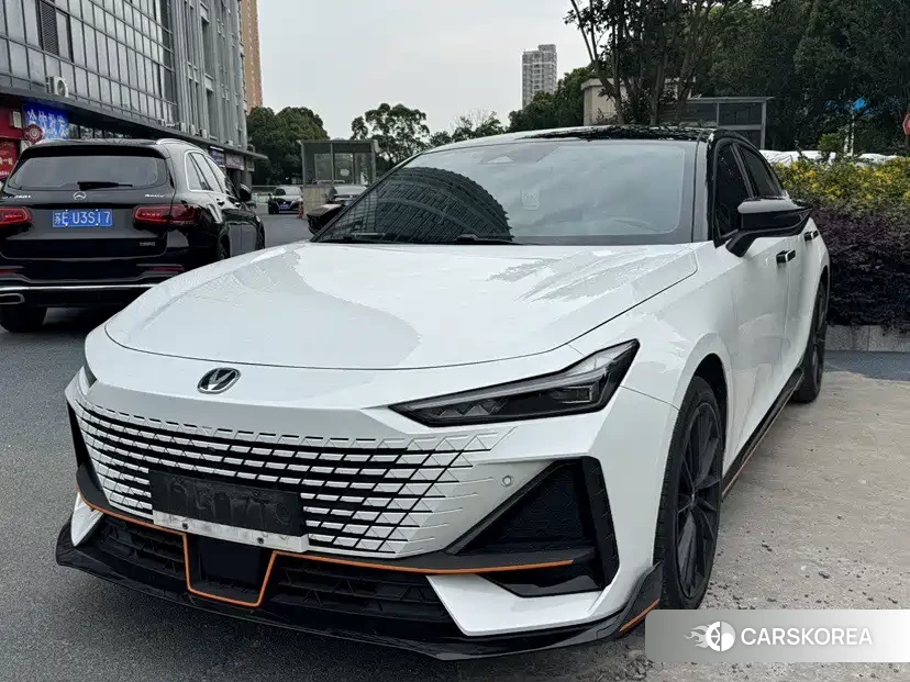 Chang'an Changan UNI-V id 4570433 из Китая 8