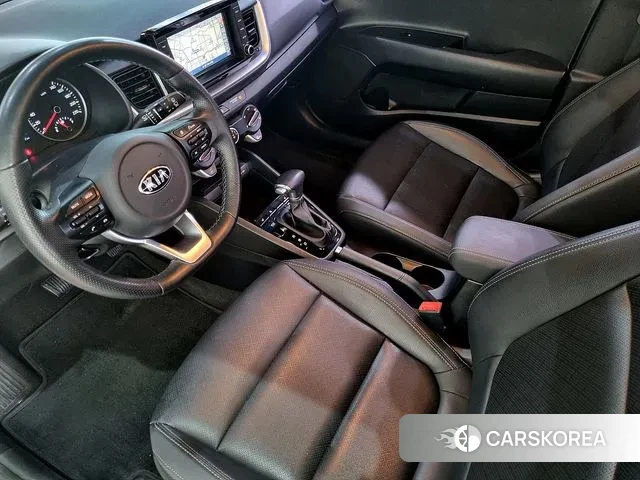 Kia Stonic id 3024839 из Кореи 18