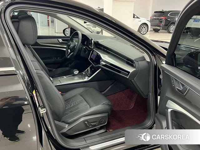 Audi A6L id 4366042 из Китая 16