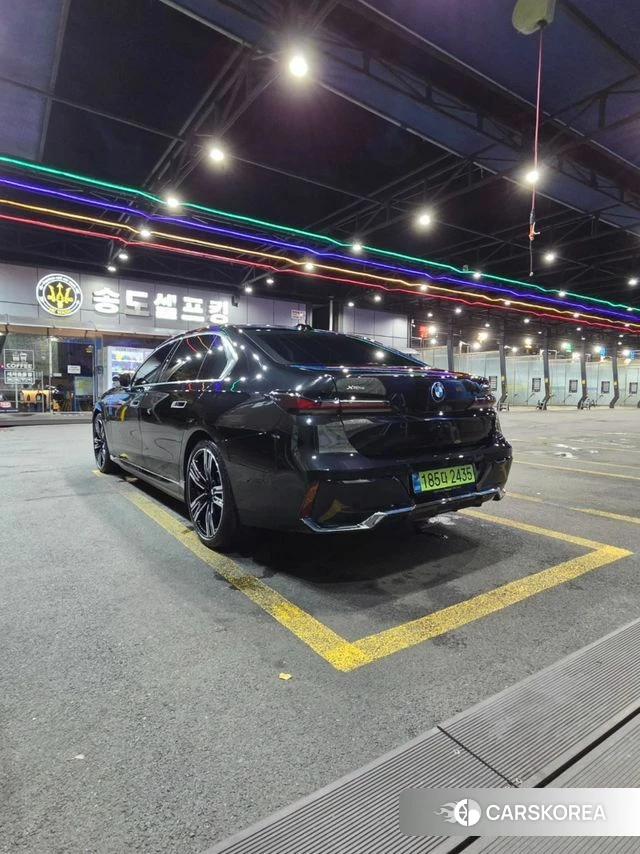 BMW 7 Series (G70) id 3896414 из Кореи 13