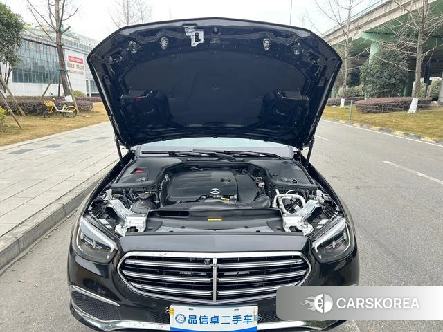 Mercedes-Benz E-class id 4264909 из Китая 18