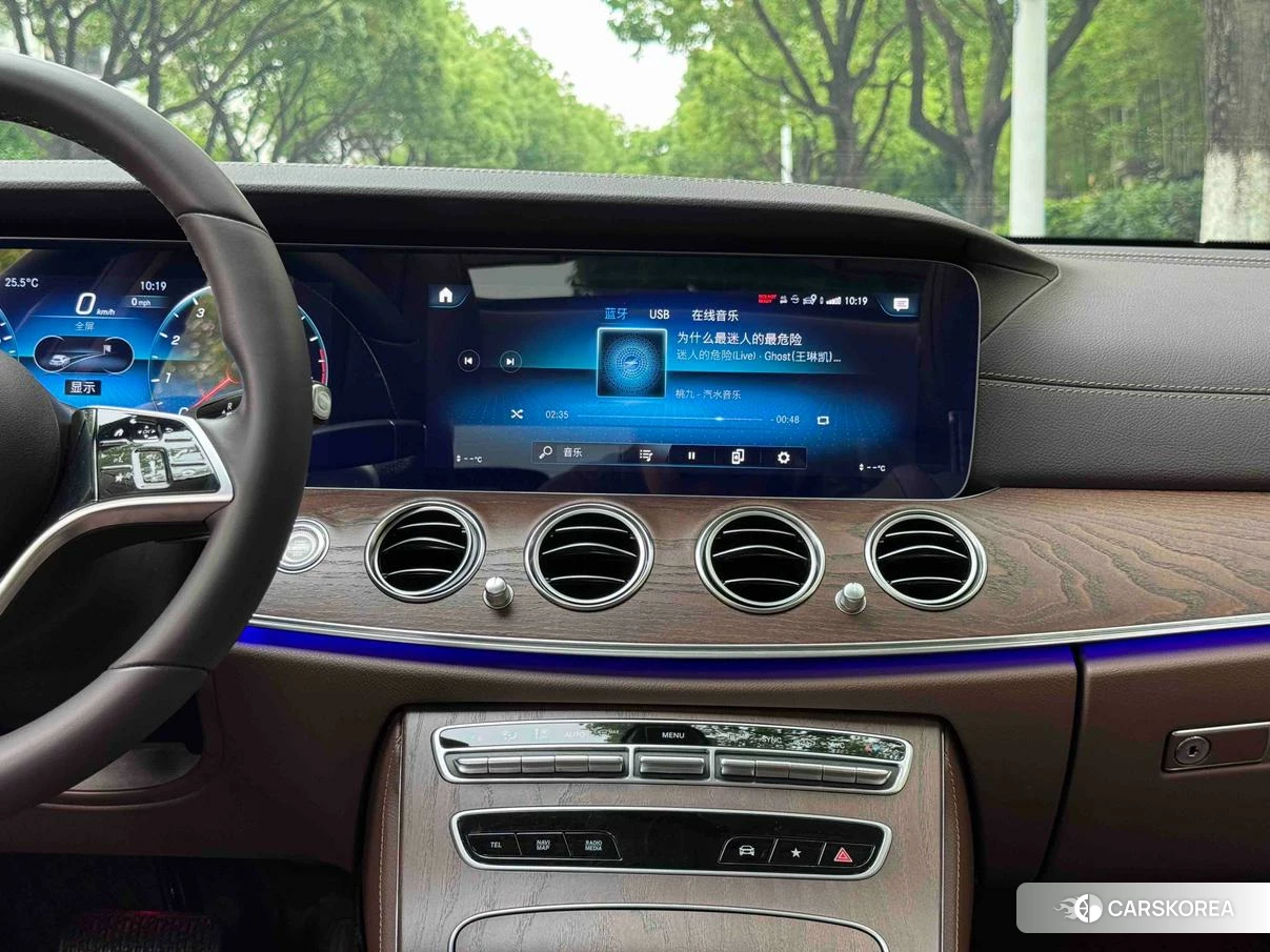 Mercedes-Benz E-Class id 4454308 из Китая 16